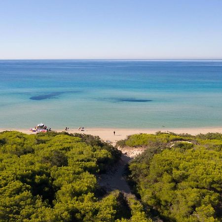 Vidamarina - Camere Al Mare Torre Lapillo Bagian luar foto
