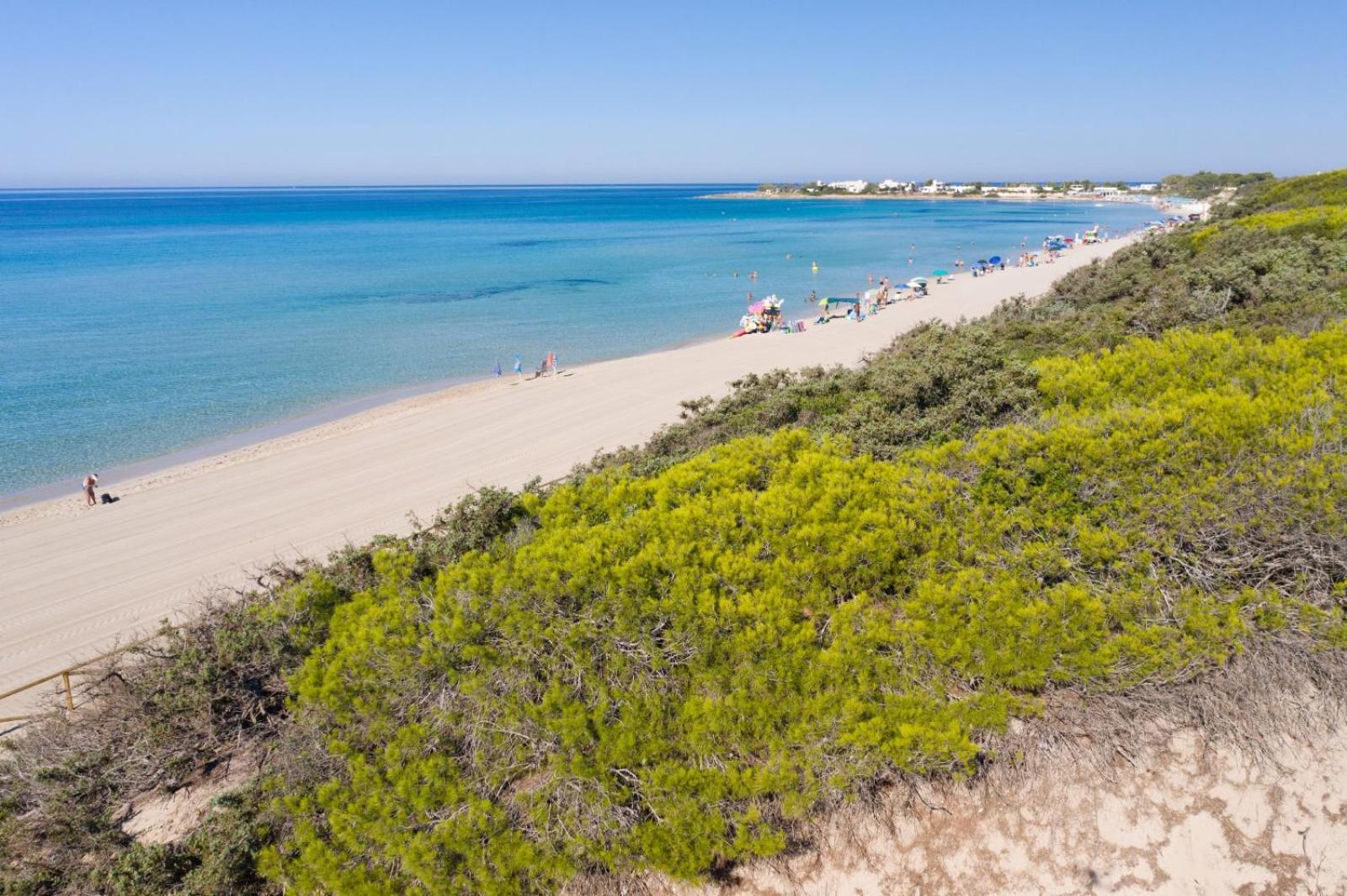 Vidamarina - Camere Al Mare Torre Lapillo Bagian luar foto
